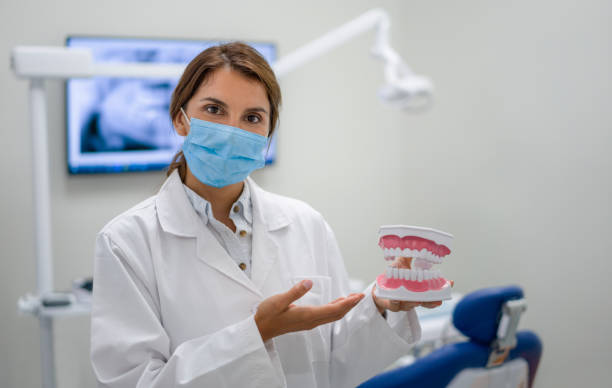 Best Cosmetic Emergency Dentistry in Commercial Point, OH